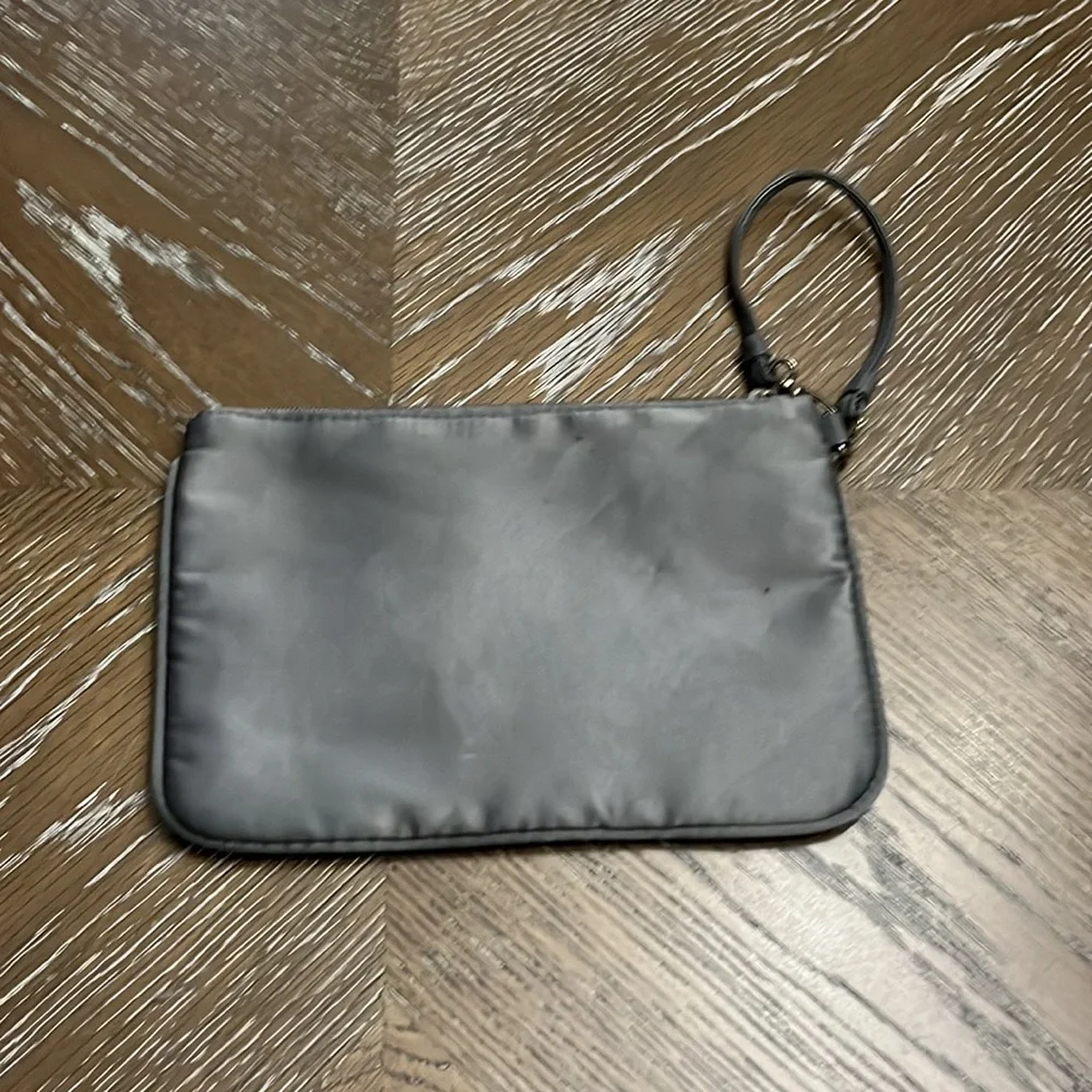 Bath & Body Works gray sequined bag wristlet